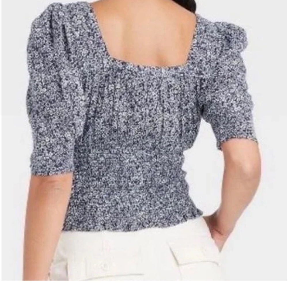 UNIVERSAL THREADS Women’s Navy Floral Summer Fitted Top Blouse - Picture 2 of 7